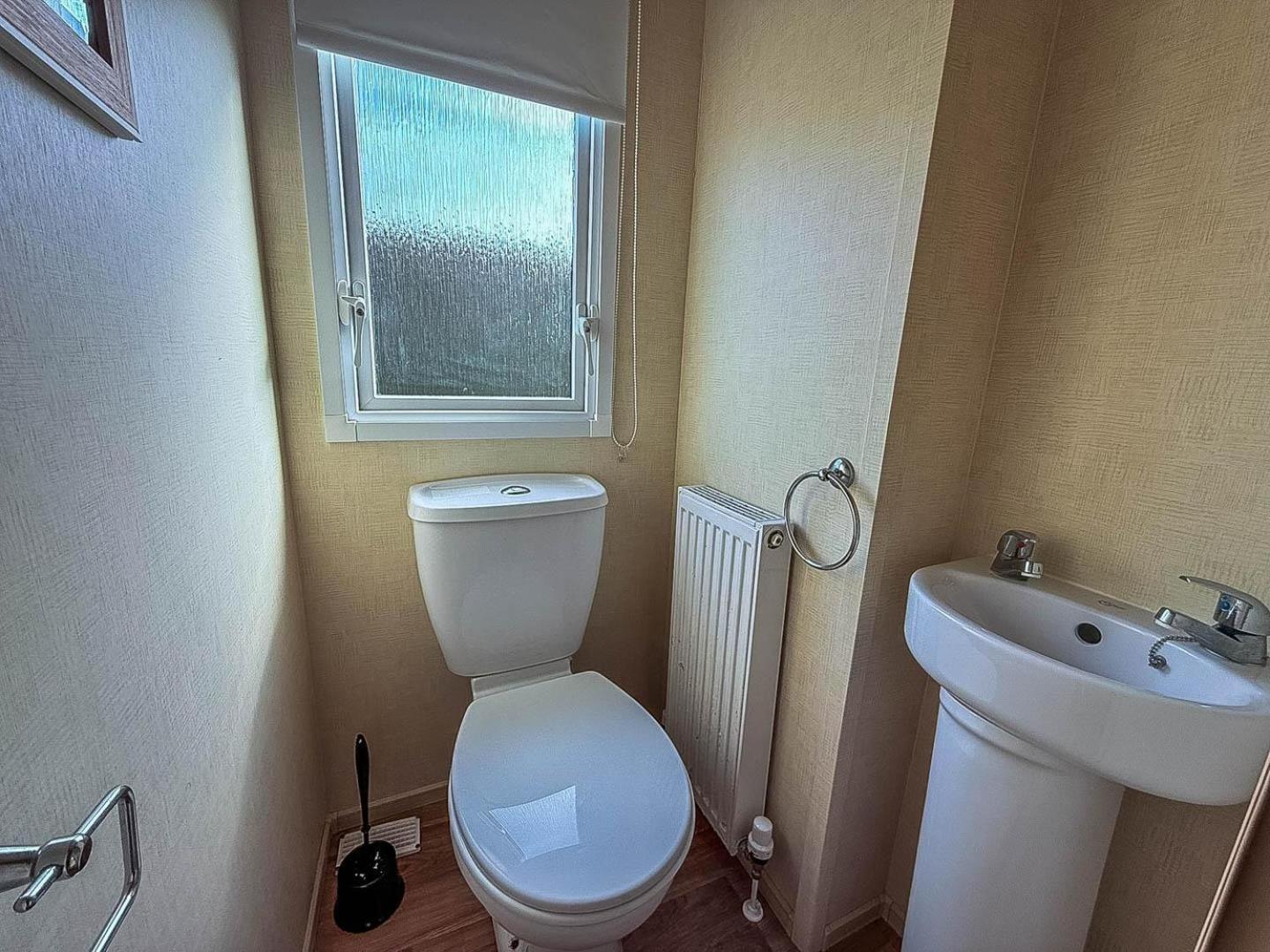 Spacious 8 Berth Caravan At Southview Holiday Park Near Skegness Ref 33018Ml Eksteriør billede